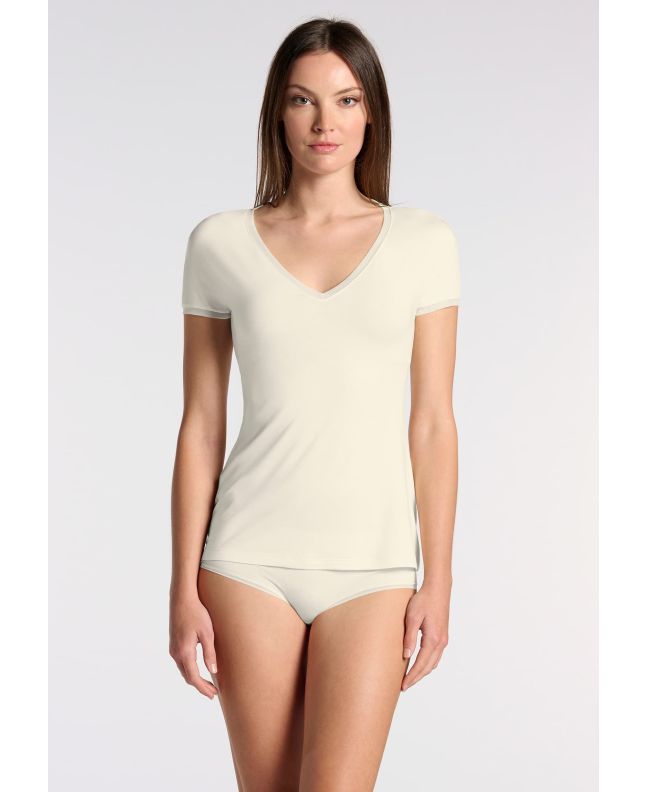 Perfect line modal t-shirt met v-hals