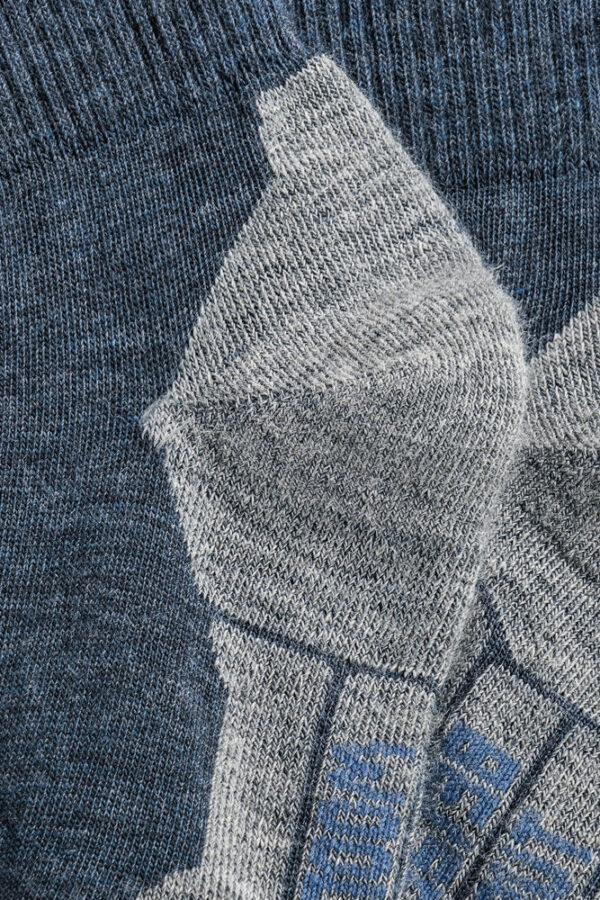 S12 short jeans detail